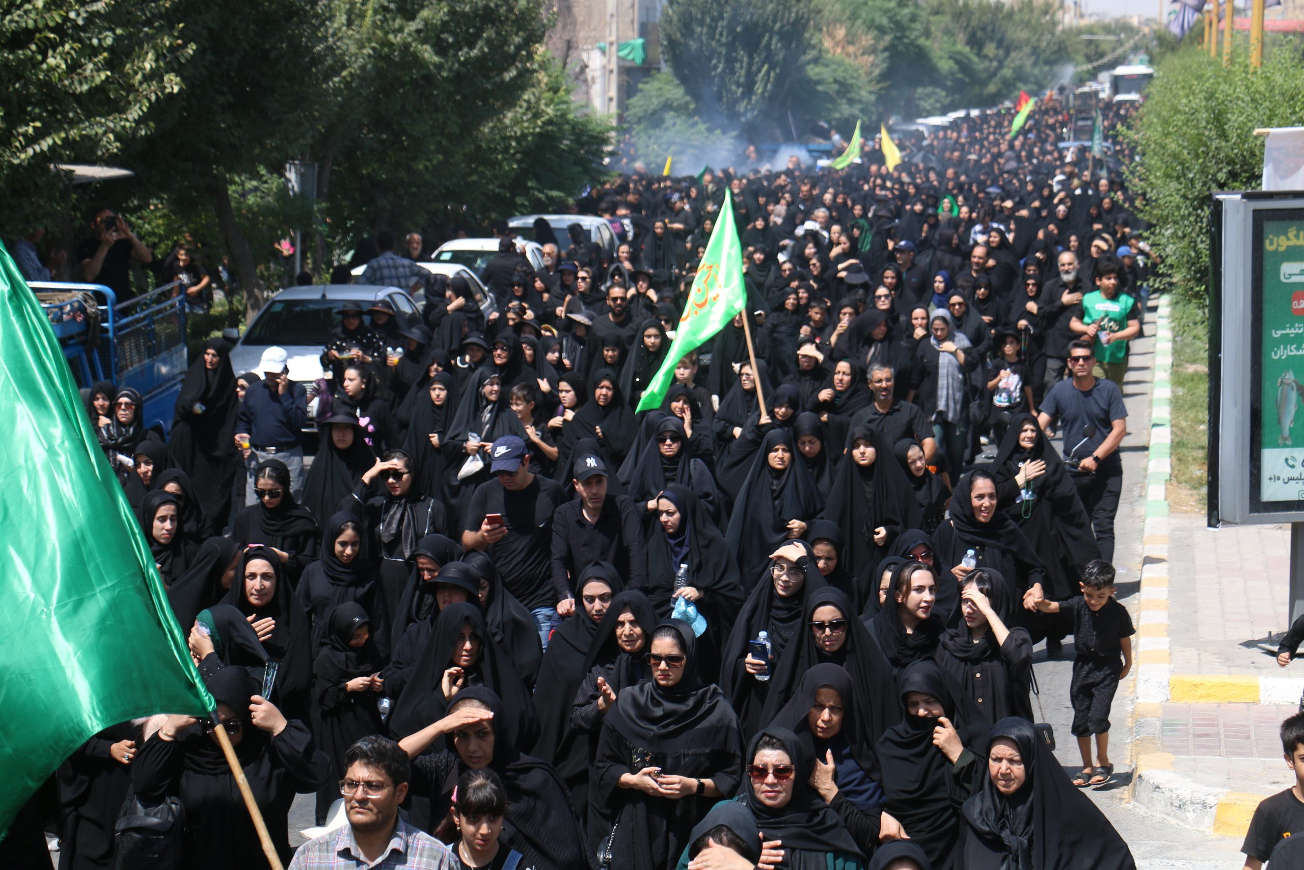 تصاویر| پیاده روی جاماندگان اربعین حسینی در شهرستان مبارکه